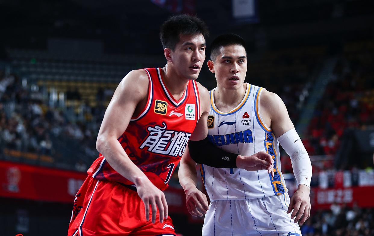 无人接手！郭艾伦再留广州1年，徐昕转会陷入停滞，林葳征战NCAA